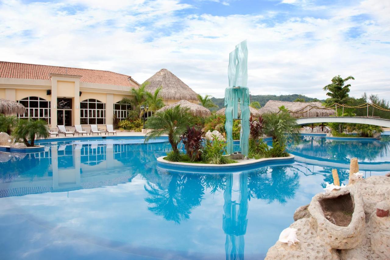 La Ensenada Beach Resort Tela Exterior photo