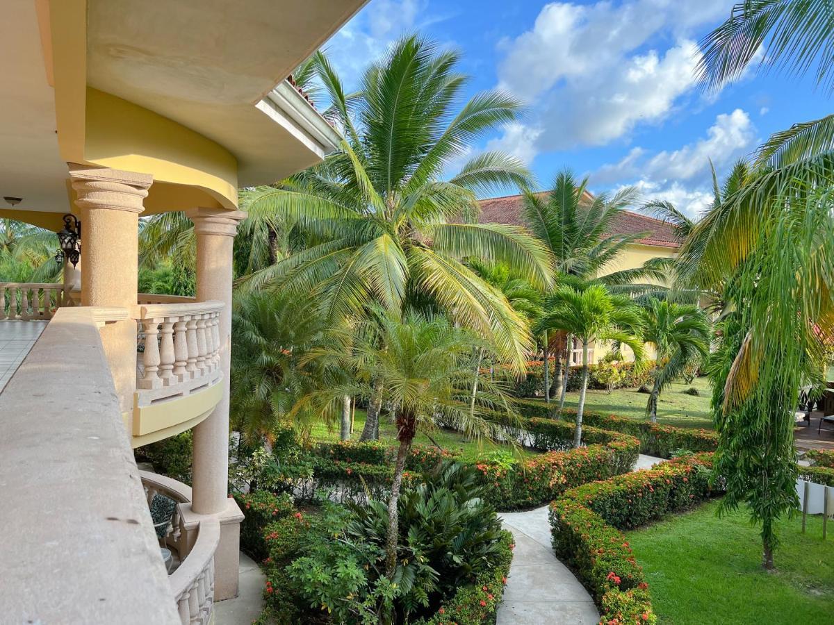 La Ensenada Beach Resort Tela Exterior photo